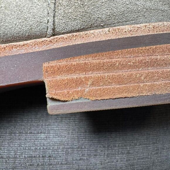 Kork-Ease Women’s Size 11 Beige Suede Chelsea Ankle Boots Slip-On Lug Comfort - Picture 7 of 8